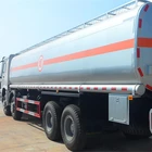 SINOTRUK HOWO 8 × 4 30000L 燃料タンクトラック給油ガソリンタンカー燃料油配信トラックインドネシア