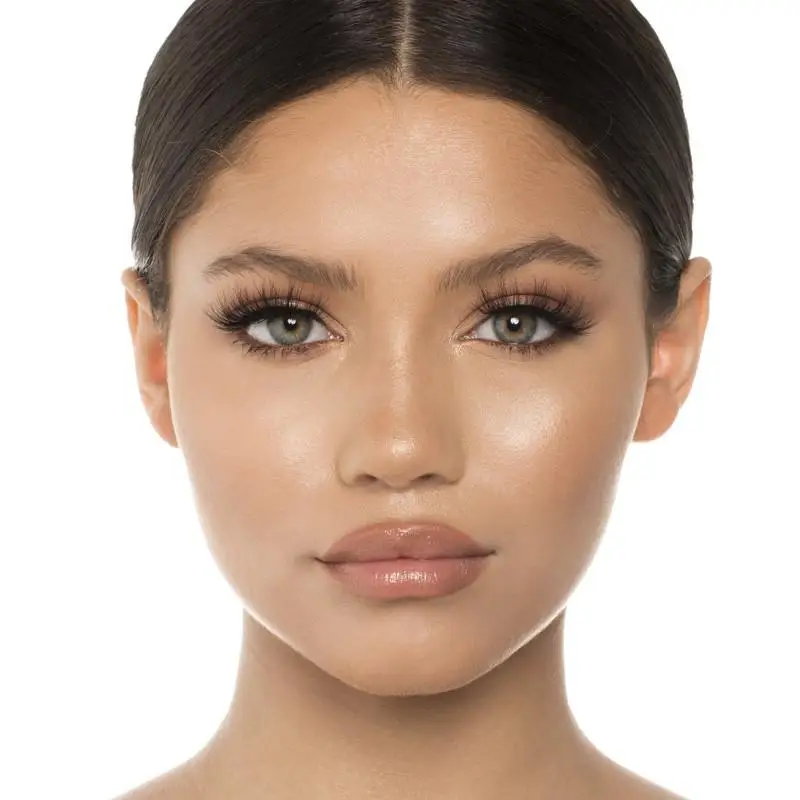 Miami_model_closeup