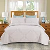 Wholesale Modern Solid Color Bedroom Cotton Bed Quilt Satin Bedspread Set Quilted Patchwork Quilt