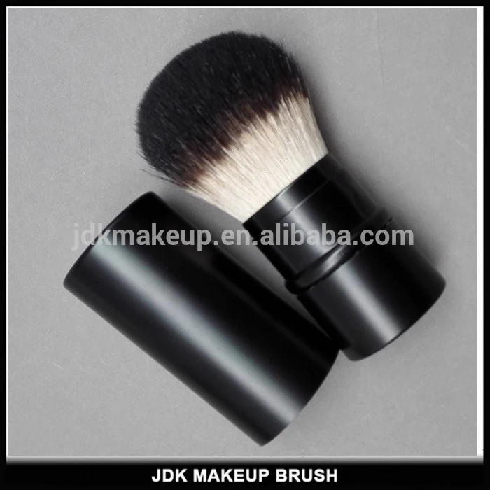 retractable makeup brush.jpg