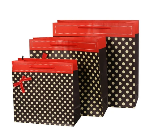 new paper gift bag made of kraft paper ,customized decal, oem