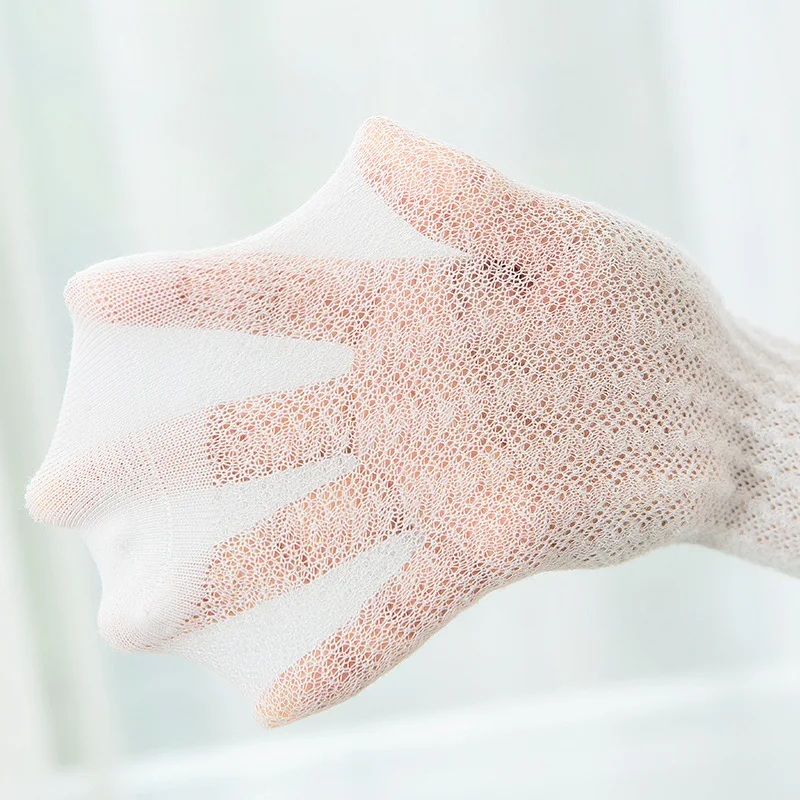 4205602873_1891352181