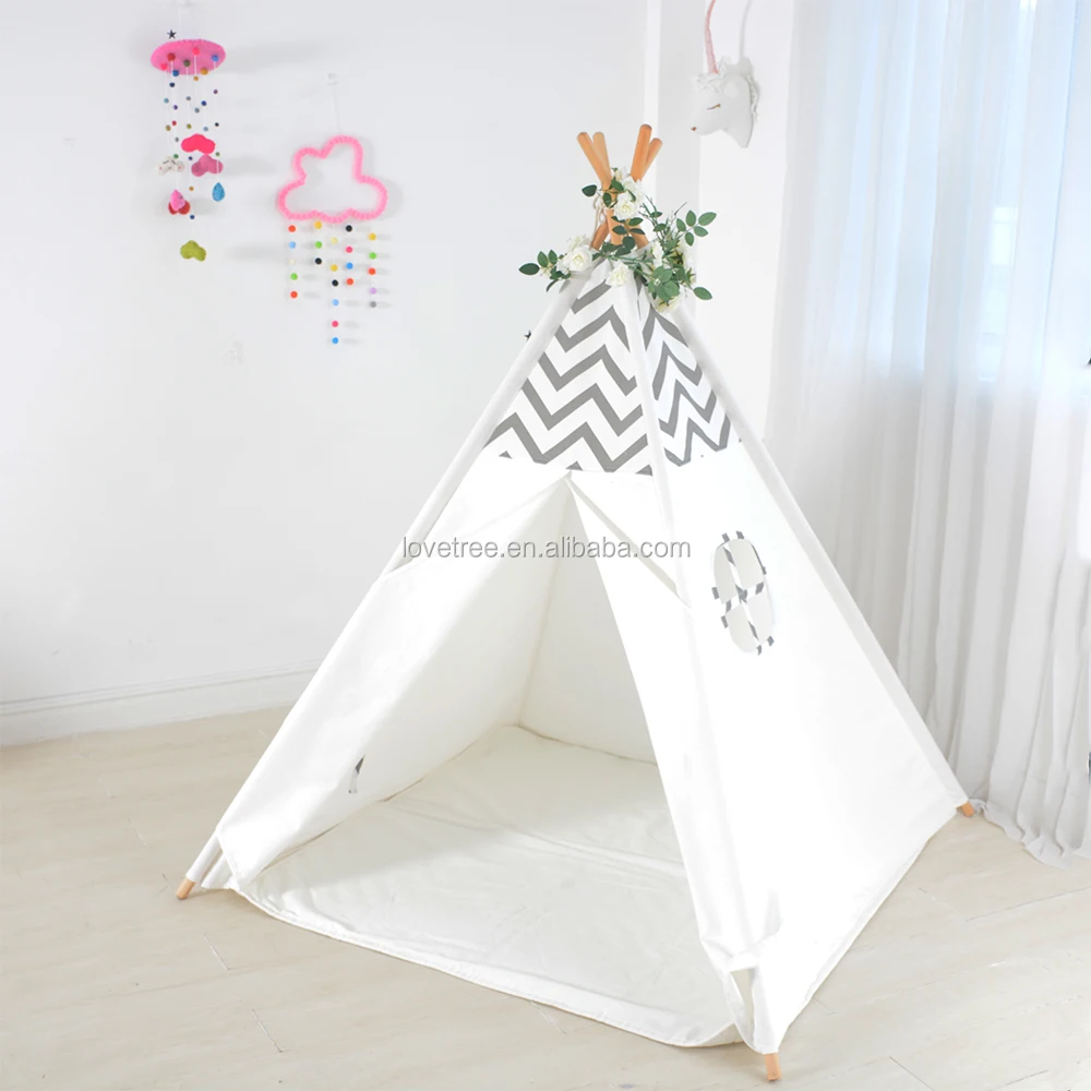 love tree tent