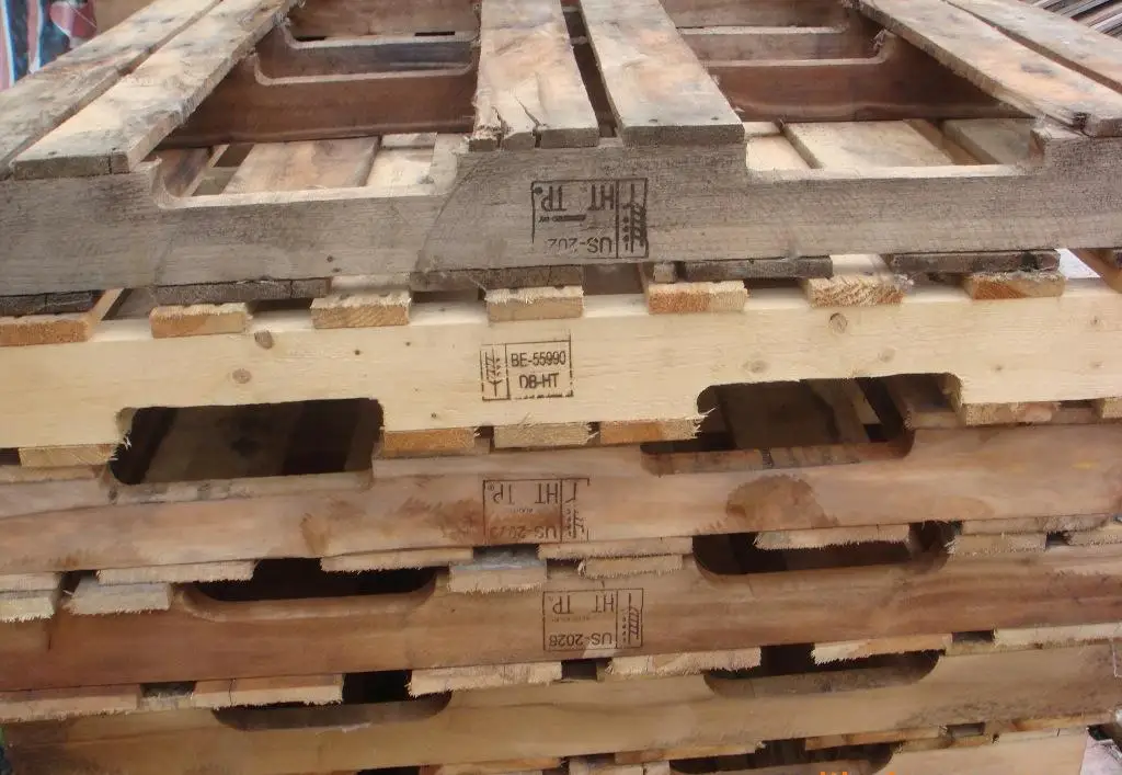 集装箱熏蒸木制货物和木箱或家具熏蒸服务