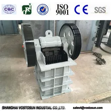 Highly cost effective portable mini mobile jaw crusher for rock breaking