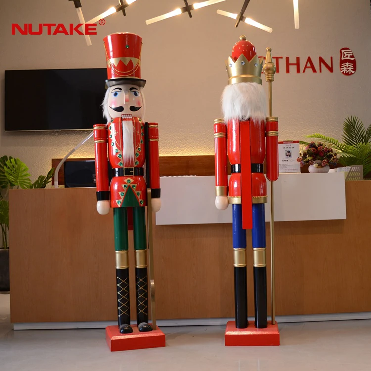 Wooden Giant Outdoor Christmas Large Nutcracker Soldier Decoration
