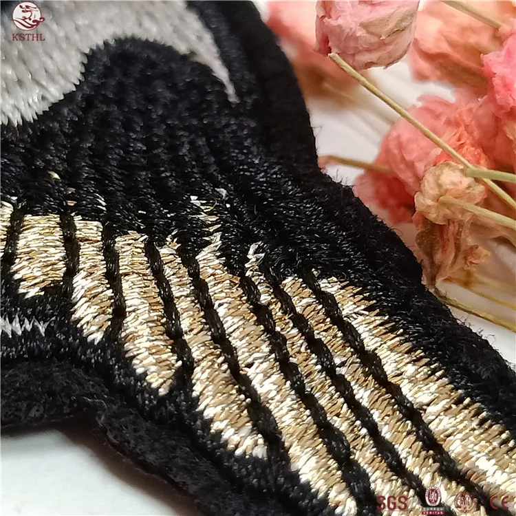 Customized Shape Colorful Embroidery Backing Small Woven Transfer Patch