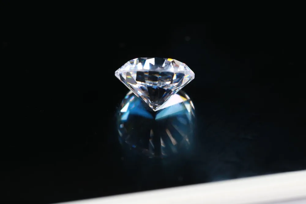 1 carat cubic zirconia.JPG