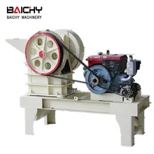 Mobile small Rock stone jaw crusher for sandstone in diesel engine