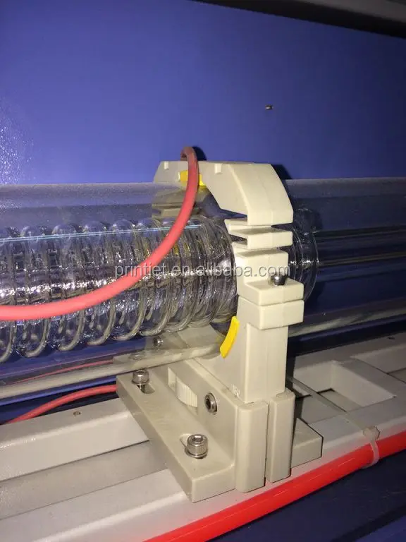 New model metal laser cutting machine, laser iron sheet cutting machine