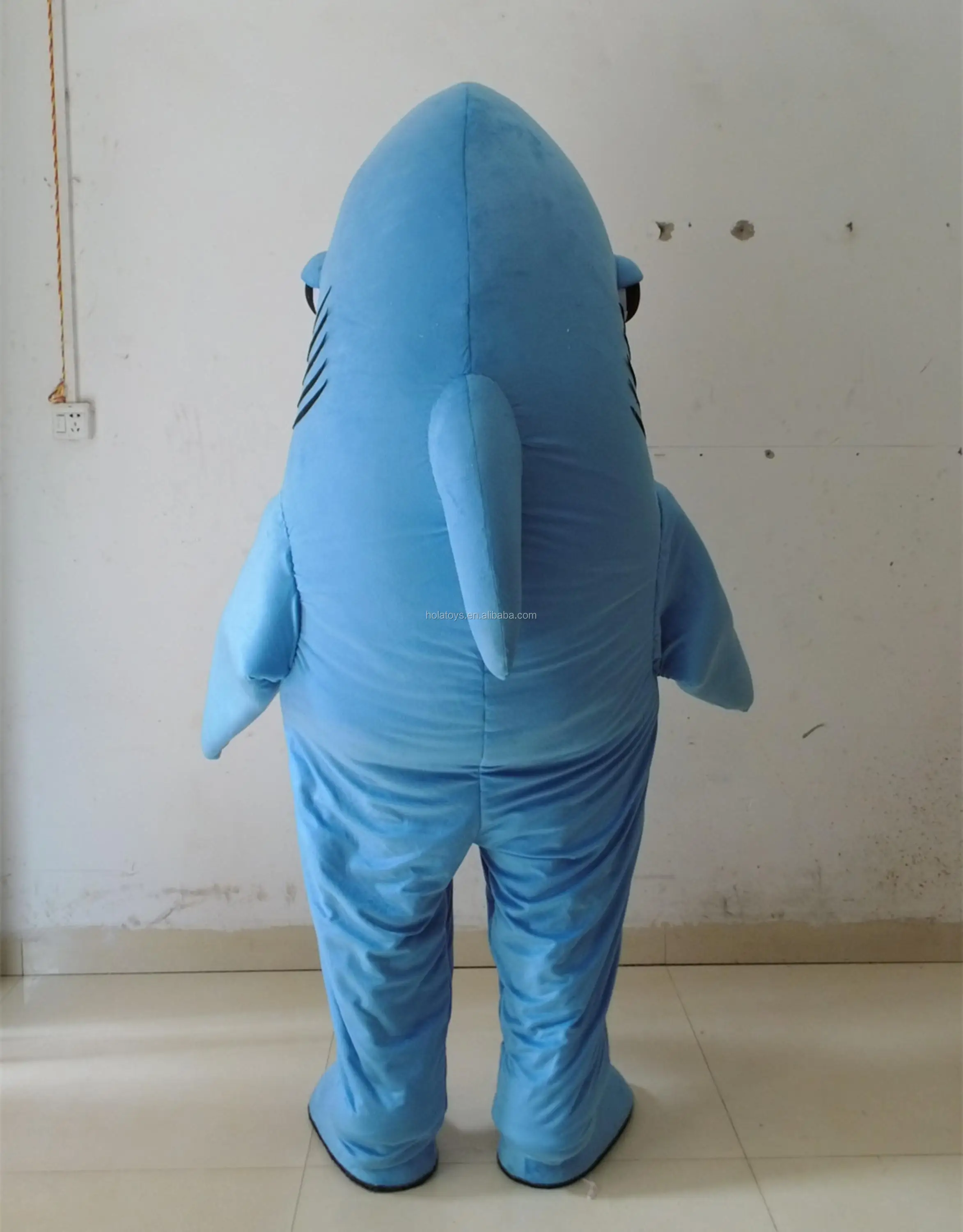 shark mascot 0 (4).jpg