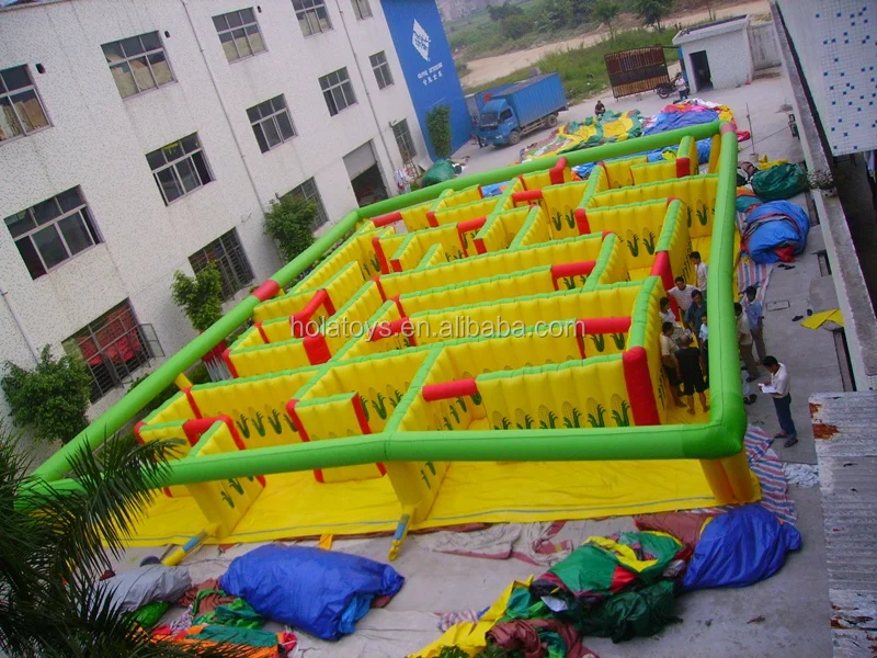 inflatable maze (2).JPG