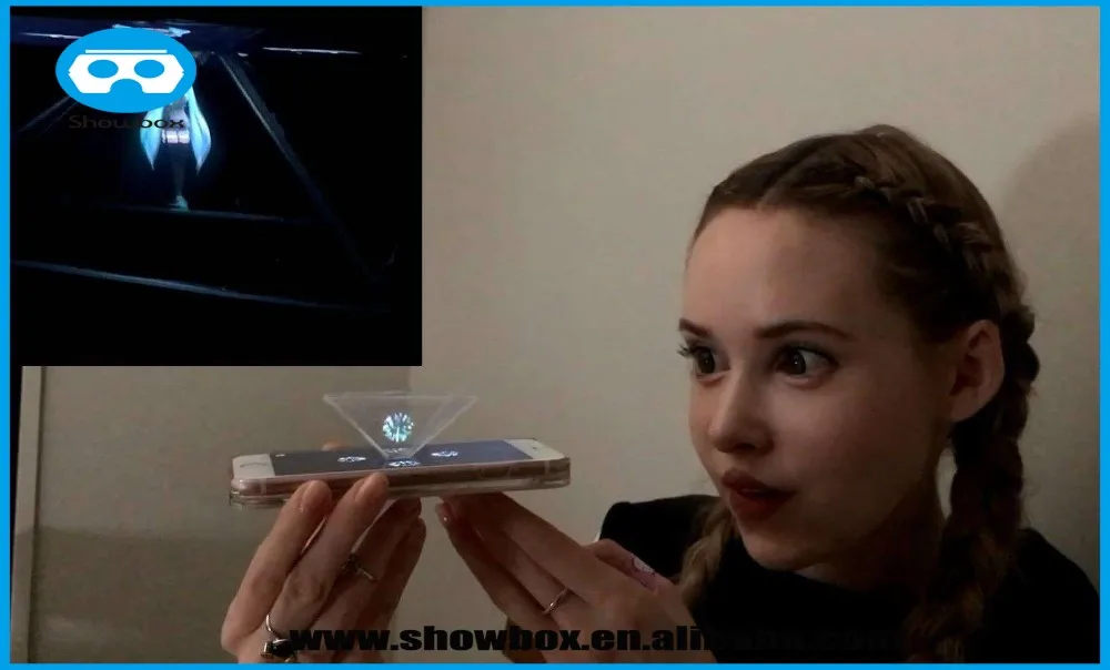 HD pyramid 3d holographic project display 3d movie 3d show case (4).jpg