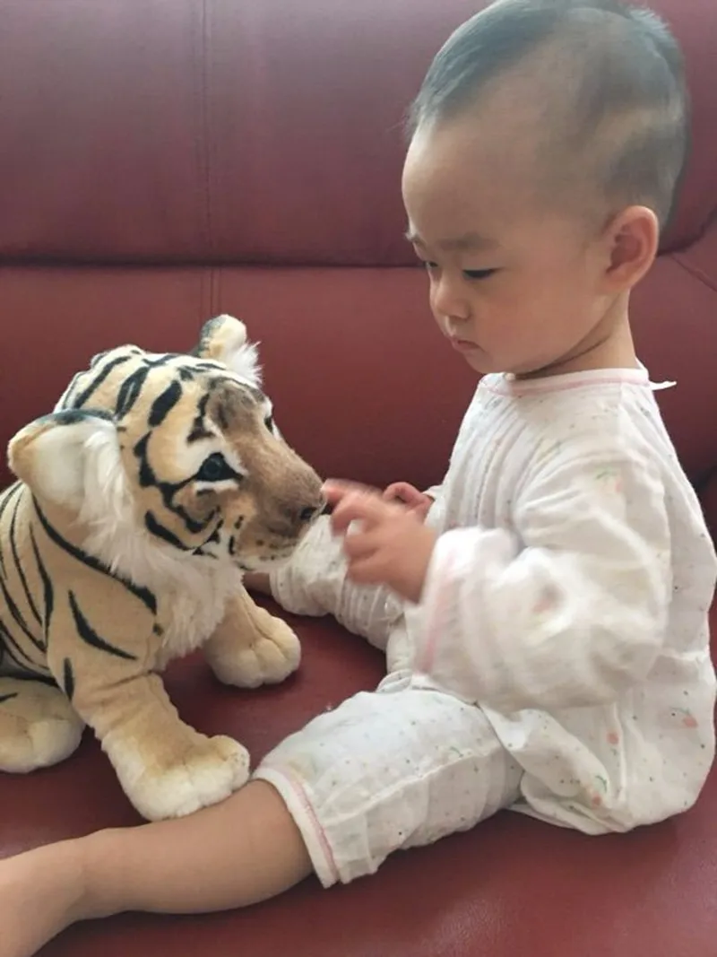 Dorimytrader Soft Stuffed Animals Tiger Plush Toys Pillow Animal Lion Peluche Kawaii Doll Realistic Leopard Cotton Girl Brinquedo Toys Christmas Gift For Children DY61864 (24)