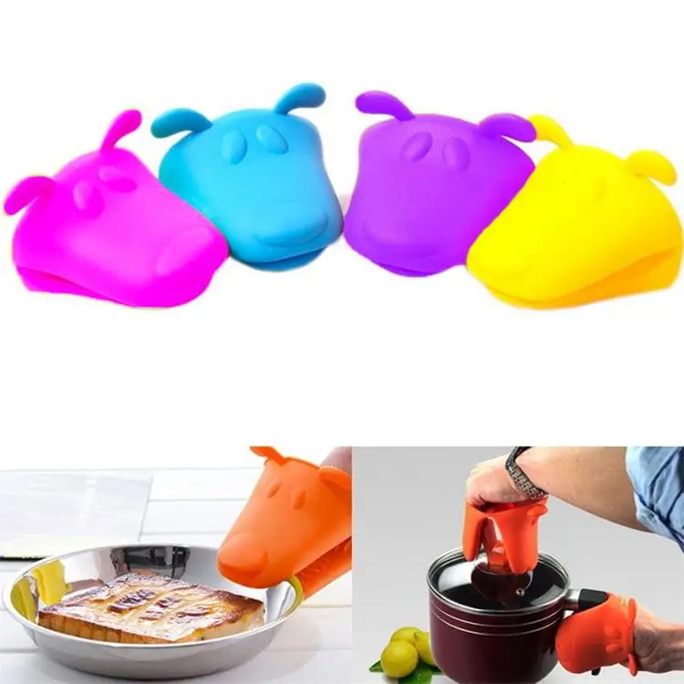 dog silicone oven mitt 2.jpg