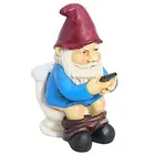 Wholesale Handmade colorful outdoor gnome figurine, custom polyresin garden gnome statues