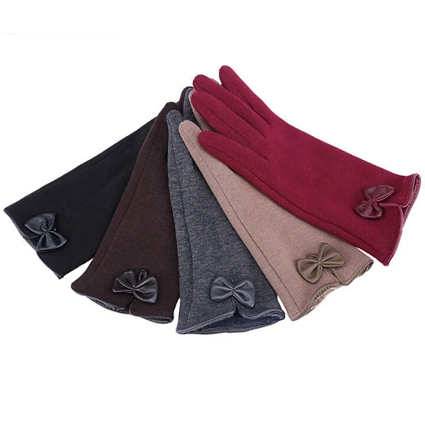 WOMEN GLOVES 1.jpg