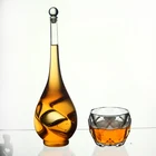 AIHPO07 Special Gift Custom Design Unique Warped Shaped Empty 750ml Glass Wine Liquor Bottles