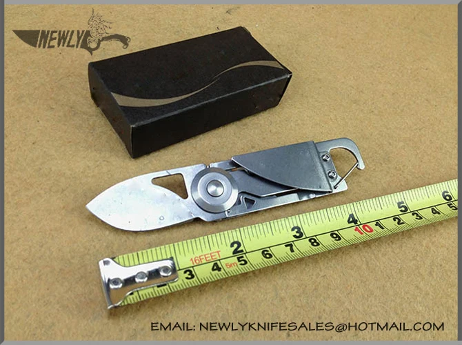Outdoor Multifunction Tactical Folding Knife With Climbing Button Carabiner