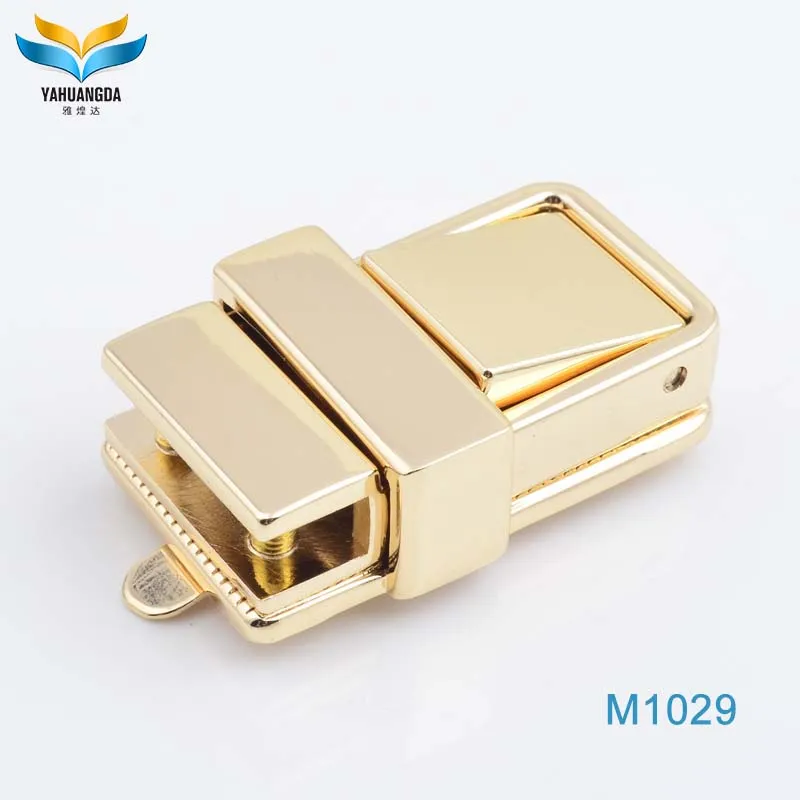 M1029-3