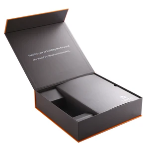 paper box with magnetic closure