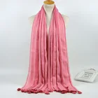 Wholesale 2019 latest muslim fashion hijabs luxury Islamic shawls plain stripe tassel ball woman head scarf hijab