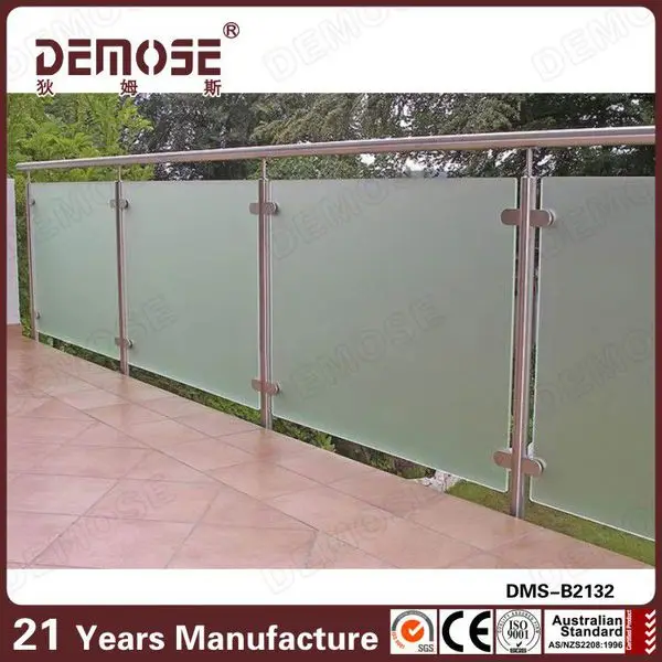 Glass railing and step with SS304 beam for spiral staircase