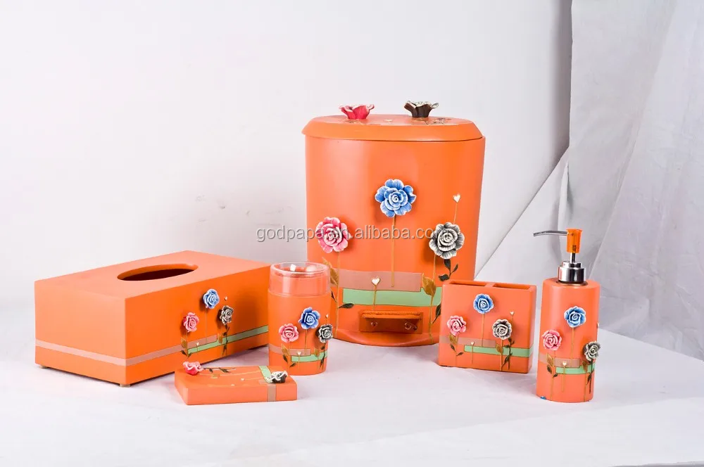 Fabricação na china laranja conjunto de sala de banho de cerâmica acessórios do banheiro