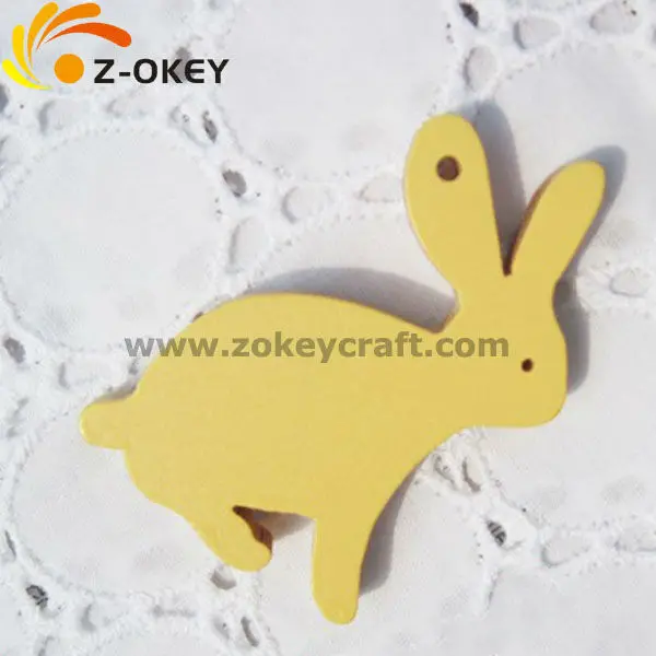 ZWP1300 Painted eco-friendly laser cut promotional wood key chain rabbit shape