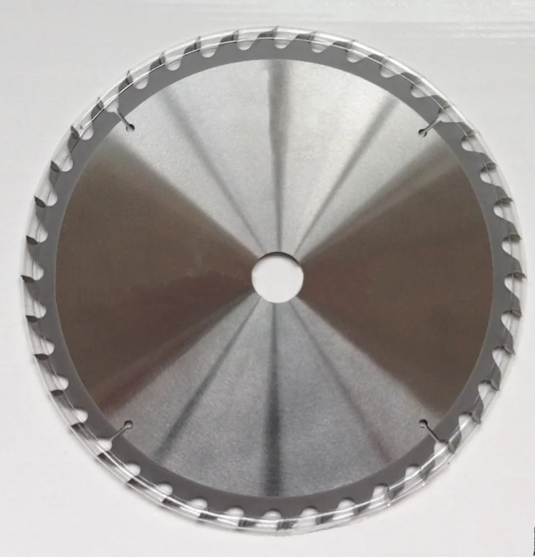 carbide serrated saw blade.png