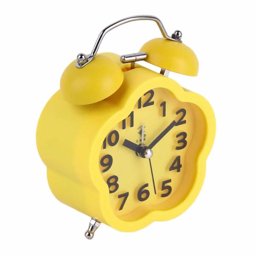 2016 Pentagram/Round Shape Student Children Bedside Bed Mute Table Cute Alarm Clock Essential Home Clock Small Size two Color