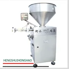 Twisting Quantitative sausage filler stuffer