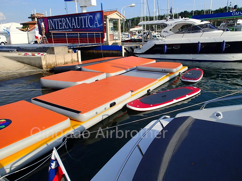 Inflatable Water Floating Platform.jpg