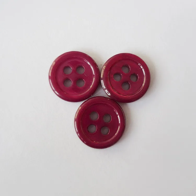 Colored shirt buttons