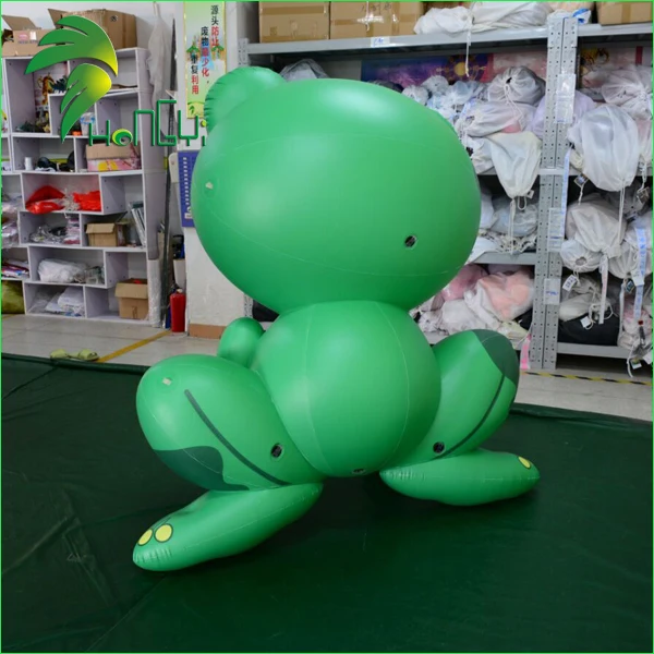 Inflatable frogs (4)