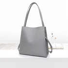 China suppliers 2019 new high-capacity cowhide tote bag simple one-shoulder bag satchel Leather backpack handbags for women