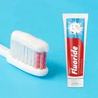 OEM brands pasta dental teeth whitening fluoride toothpaste with toothbrush