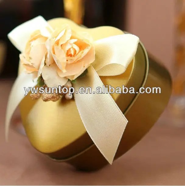 decorative gloden heart shaped mini tin candy box
