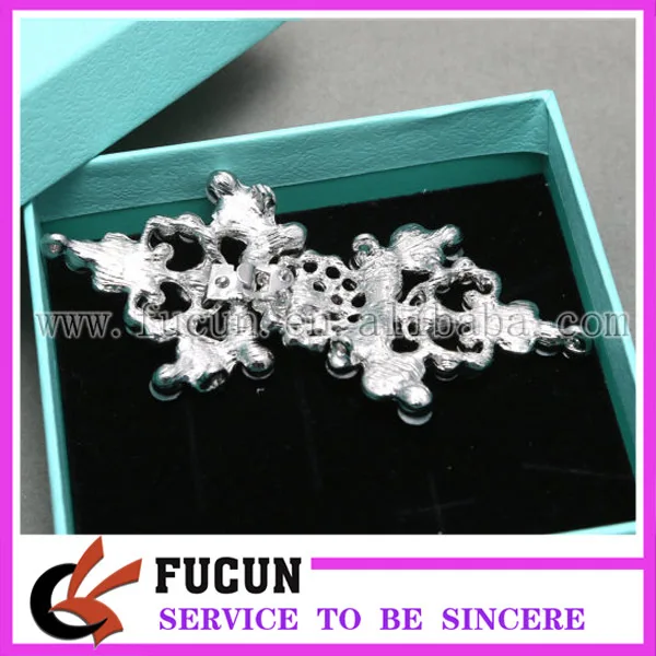 pair buckle 11b.jpg
