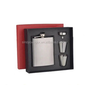 stainless steel hip flask gift set with 2 shot glass cups