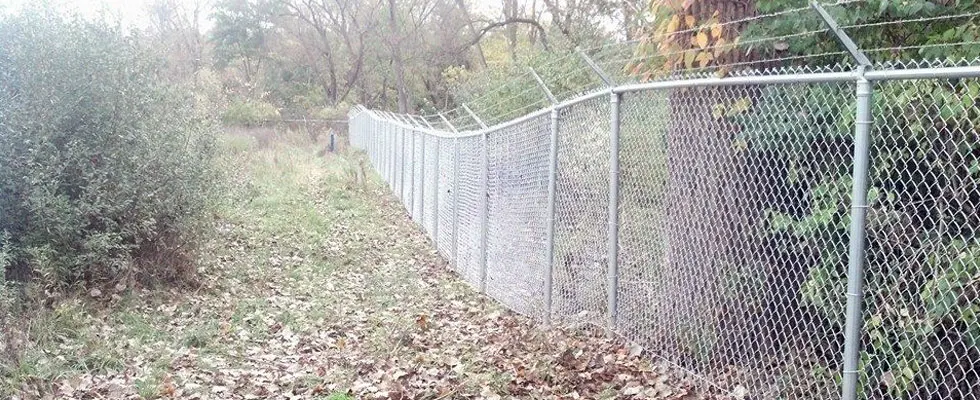 chain link fence  (11).jpg