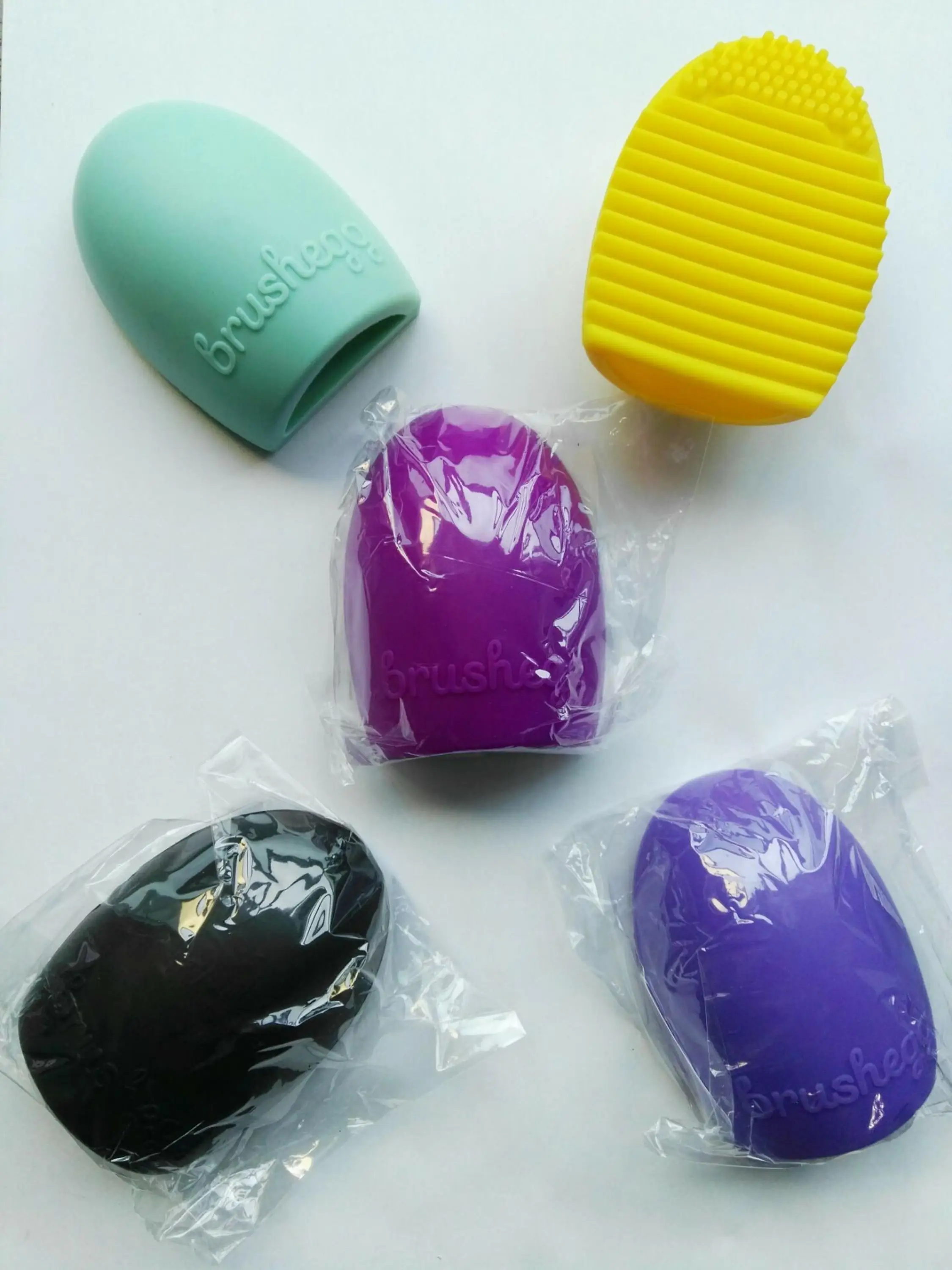 Silicone brush cleaner..jpg