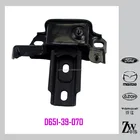 Left engine mount for Mazda 2 M2 AT car OEM FACTORY MANUFACTURE D651-39-070 engine mounting