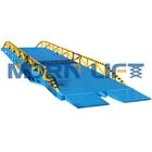 Hydraulic warehouse dock loading work container ramps truck