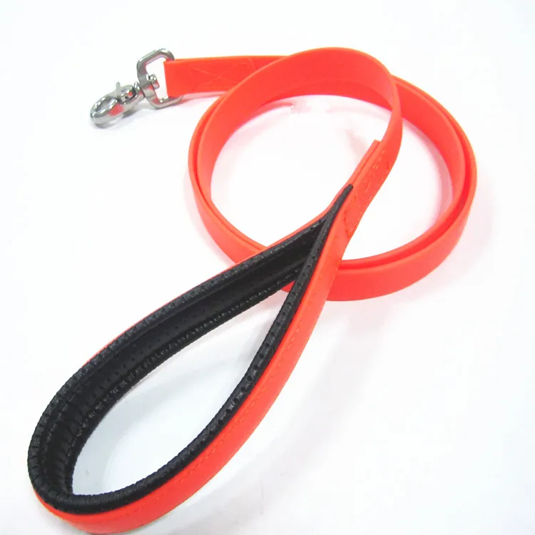pvc leash orange.jpg