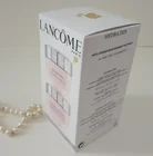 EMBOSSED GOLDEN STAMP ROSE LOGO LUXURY WHITE CARDBOARD SKIN CARE CREAM PACKAGING BOXES WITH CUSTOM LOGO DESIGN
