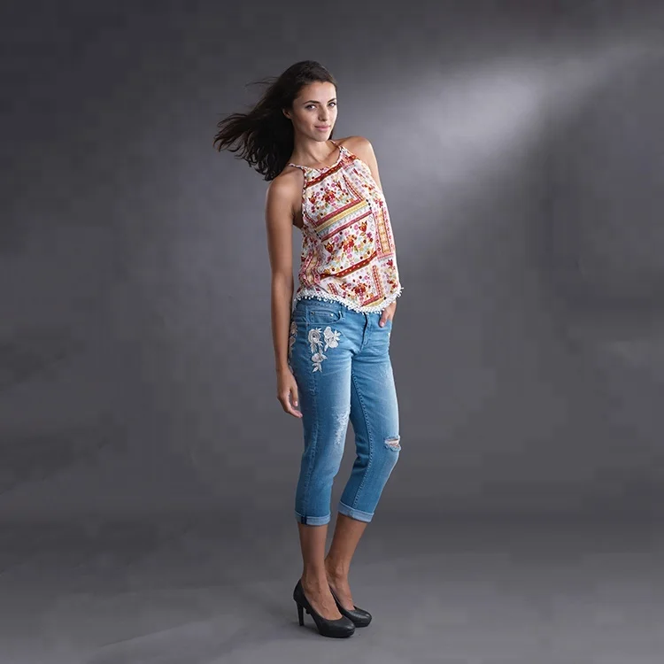 Latest Desgin Bulk Custom Ladies Cropped Trousers Sexy Tight Girls Jeans Pants