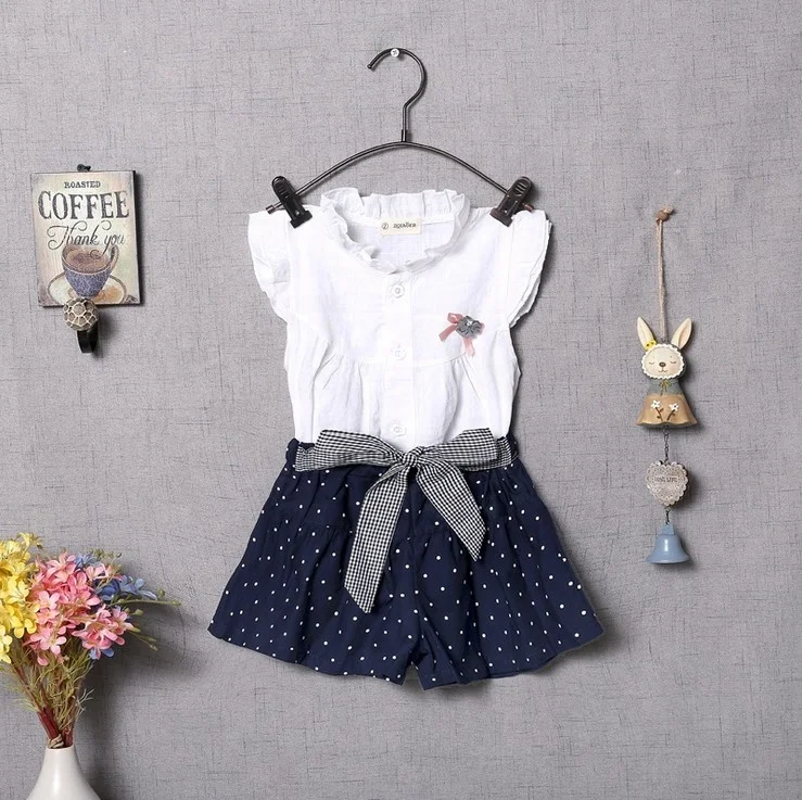 camisa blanca para niña