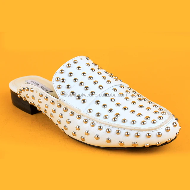 2017 Fashion New Custom White Rivet Ladies Summer Wear Slide Low Heel Mules Sandals for Women
