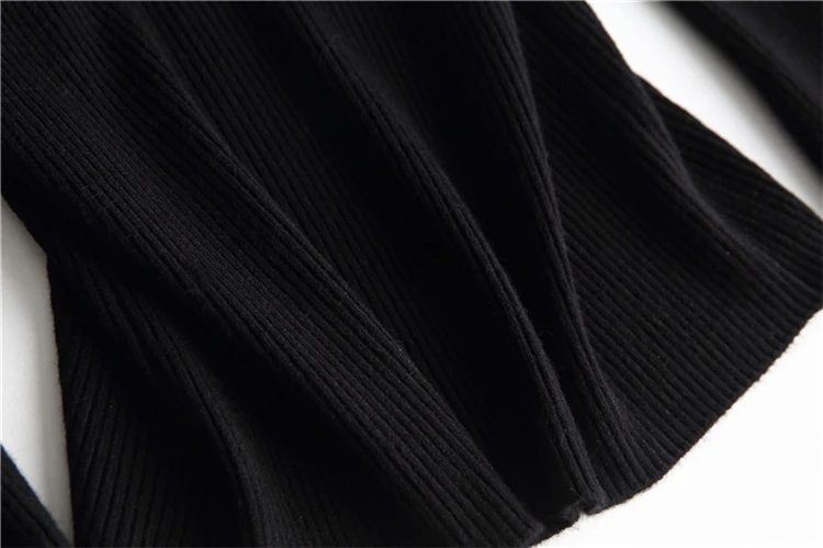 4323961462_2000613867